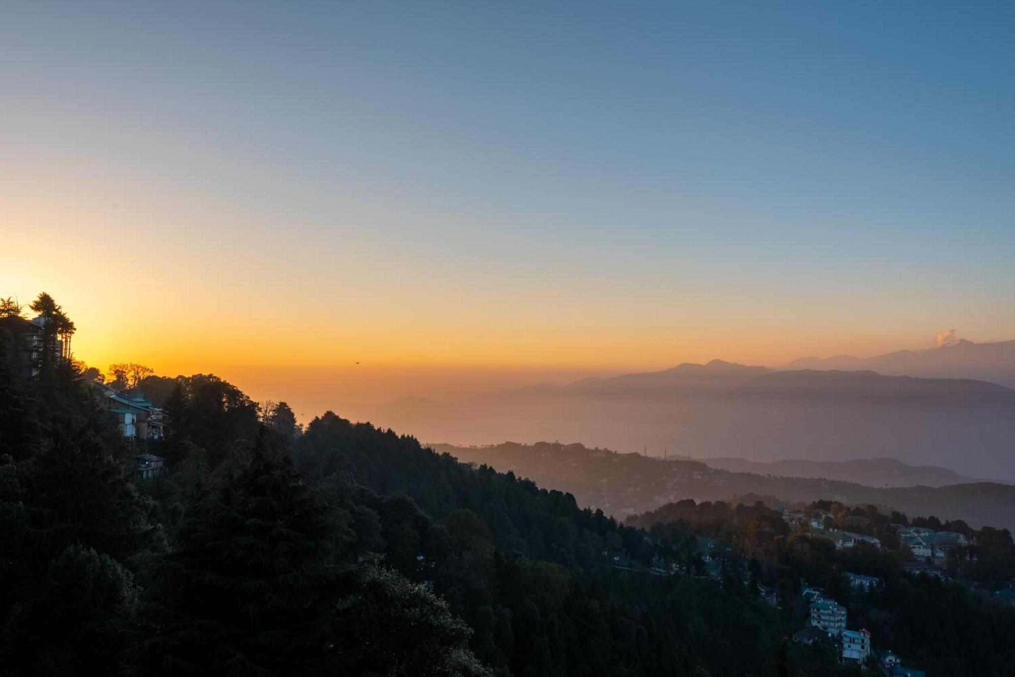 The Seasons Dalhousie - Best Valley View & Mountain View Hotel In ダルハウジ エクステリア 写真
